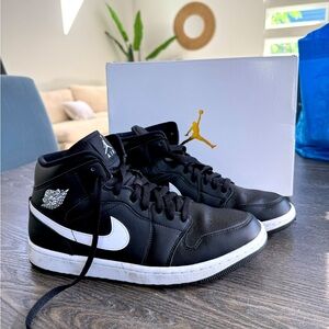 Women’s Nike Air Jordan Mids - Size 10